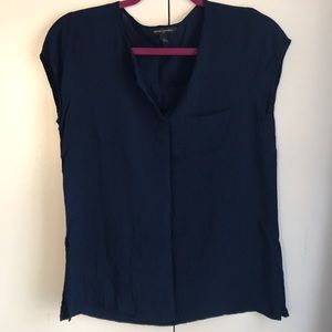 Navy Banana Republic cap sleeve blouse